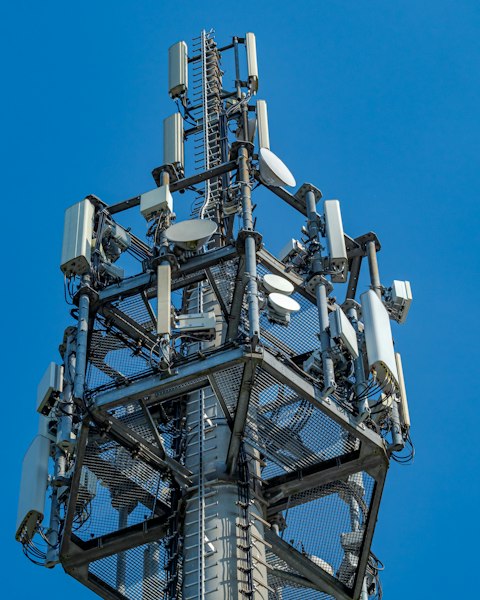 Telecommunications antennas